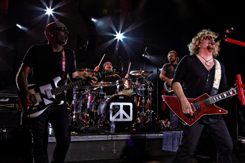 chickenfoot-approved-live-group-shot-193-credit-christie-goodwin